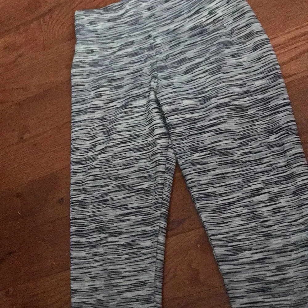 Justice size 12 Capri pants